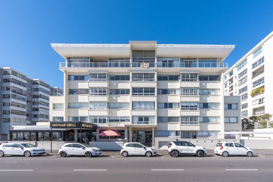 1 Bedroom Property for Sale in Mouille Point Western Cape